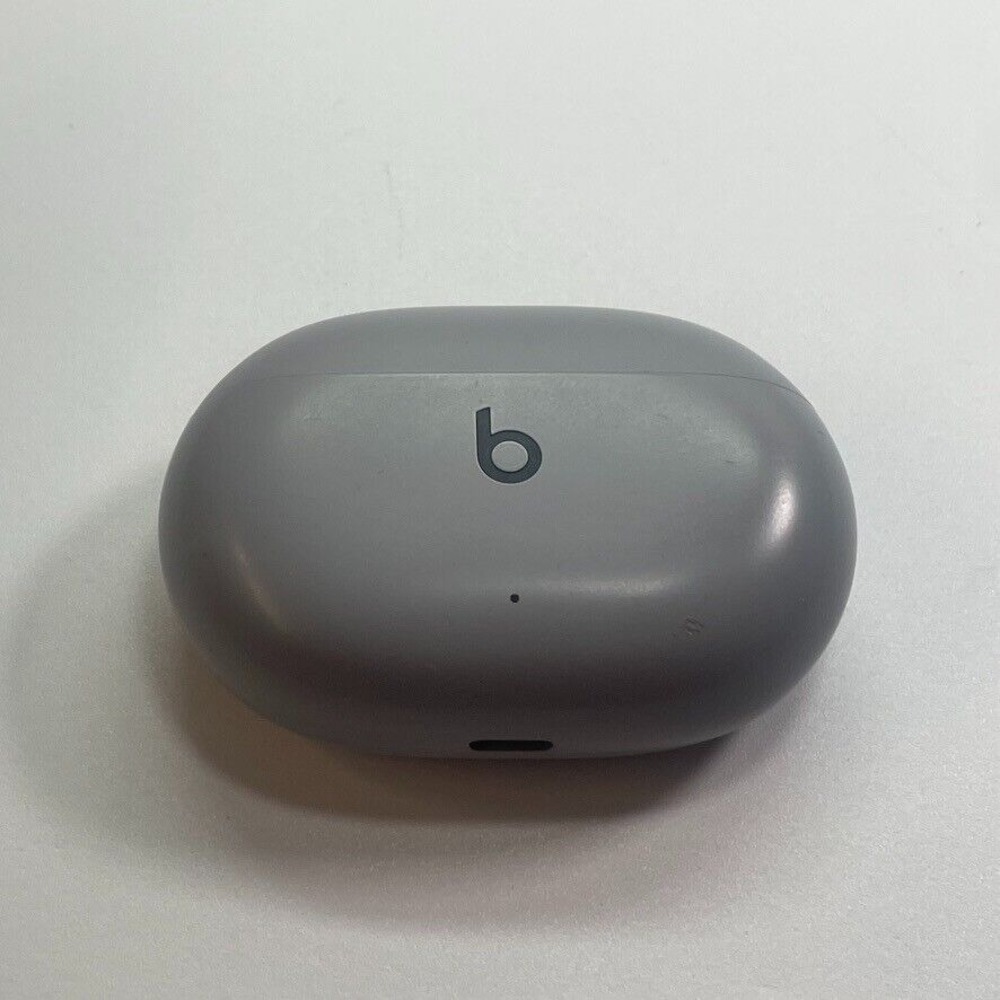 Beats by Dre Gray Earbud Headphones